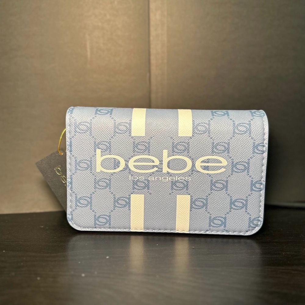 Bebe Los Angeles Blue and Cream Wallet